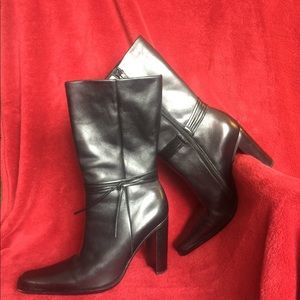 Dolce Vita Black leather boots size 6